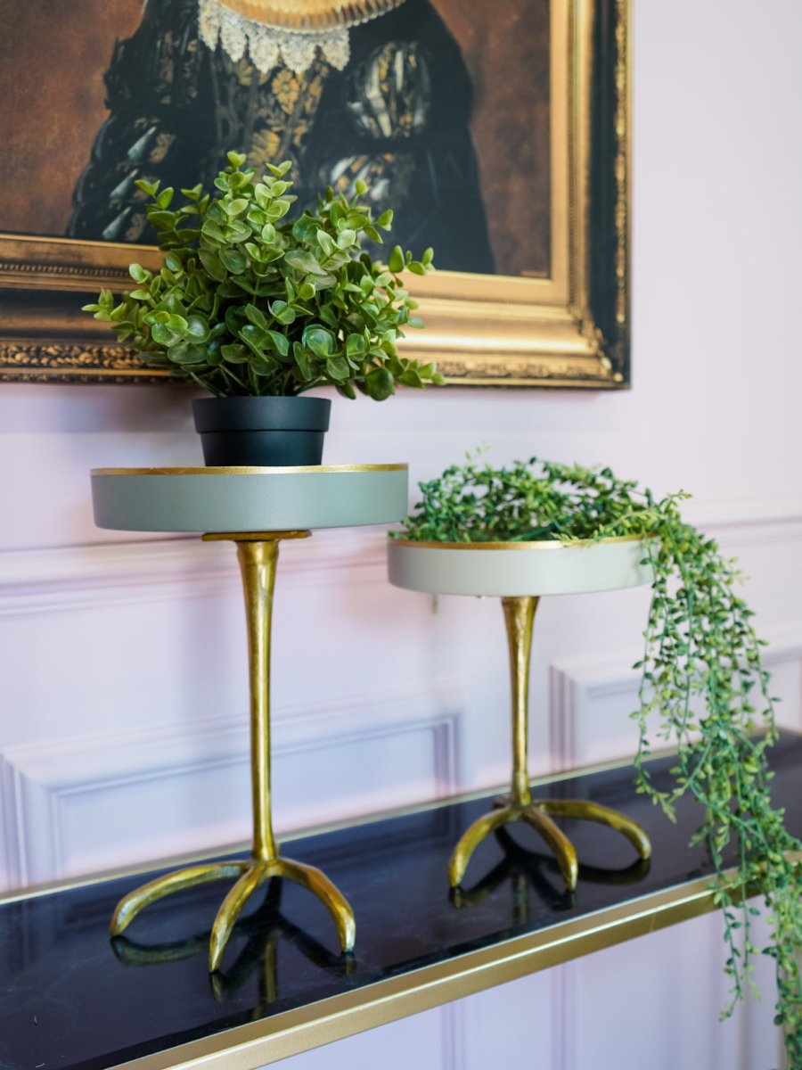 Claw Foot Planter Stand - Punk & Poodle