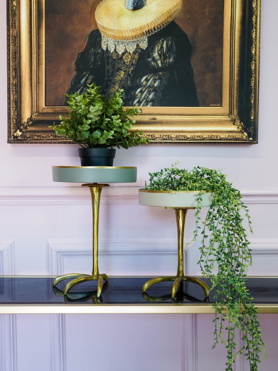 Claw Foot Planter Stand - Punk & Poodle